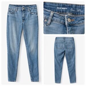 👖 Old Navy Rockstar Super Skinny Jeans – Size 12 – Mid Rise